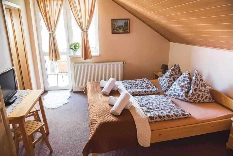 Отель Pezion Limbovy Dvor Врбов Экстерьер фото